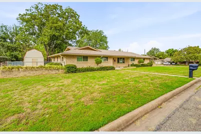 2190 N Woodland Street, Stephenville, TX 76401 - Photo 4