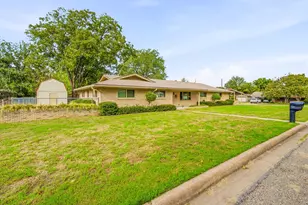 2190 N Woodland St, Stephenville, TX 76401 - Photo 4