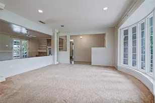 2106 Sunnyvale Rd, Grand Prairie, TX 75050 - Photo 4