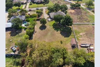819 Nokomis Circle, Lancaster, TX 75146 - Photo 34