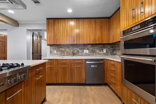 2100 Caddo St, Dallas, TX 75204 - Photo 10