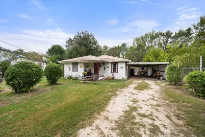 712 E Liberty Street, Mexia, TX 76667 - Photo 2