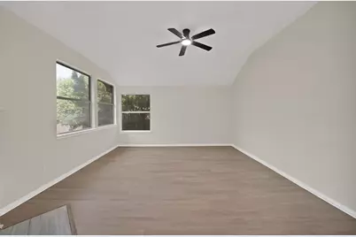 5776 Falcon Ridge Court, Haltom City, TX 76137 - Photo 18