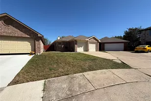 5210 Welbeck Ct, Garland, TX 75043 - Photo 2