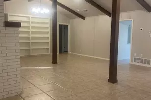 315 S Baker St, Granbury, TX 76048 - Photo 22