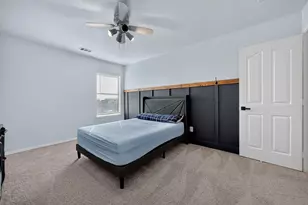 10424 Rising Knoll Ln, Fort Worth, TX 76131 - Photo 16