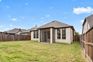 10105 Bitterroot Dr, Little Elm, TX 75068 - Photo 38