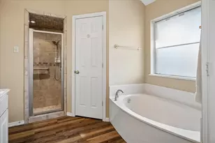 8920 Ashcraft Dr, North Richland Hills, TX 76182 - Photo 14