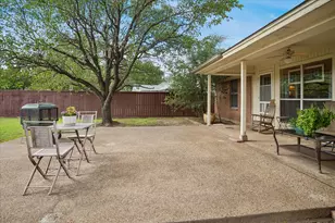 8920 Ashcraft Dr, North Richland Hills, TX 76182 - Photo 22