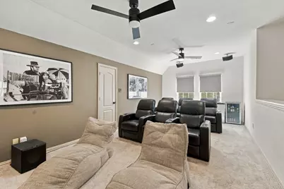 227 Buckingham Avenue, Euless, TX 76040 - Photo 24