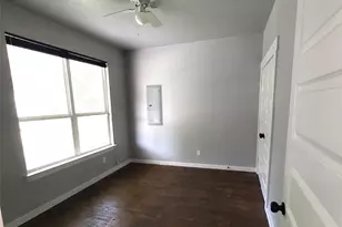 701 E Washington St, Paris, TX 75460 - Photo 10