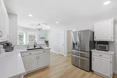 121 Lansdowne Circle, Coppell, TX 75019 - Photo 14