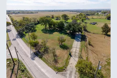 498 Flat Rock Road, Azle, TX 76020 - Photo 2