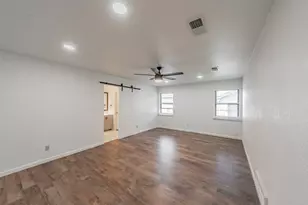 6704 Greenacres Dr, North Richland Hills, TX 76182 - Photo 18