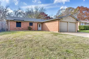 600 Patricia Dr, Sherman, TX 75090 - Photo 2
