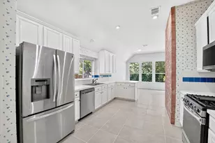 1395 Forest Creek Dr, Lewisville, TX 75067 - Photo 16