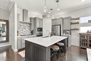 7846 Verona Pl, Dallas, TX 75231 - Photo 2