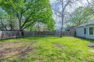 1618 Ash St, Grand Prairie, TX 75050 - Photo 10