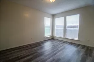 2203 Chase Ct, Dalworthington Gardens, TX 76013 - Photo 6