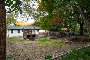 301 Northside, Quinlan, TX 75474 - Photo 4