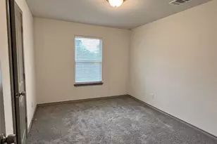 1438 E Waco Ave, Dallas, TX 75216 - Photo 10