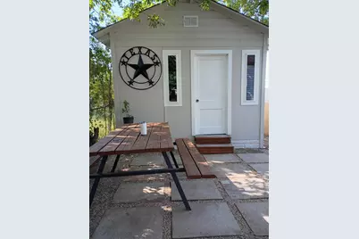 2671 Moffatt Avenue, Dallas, TX 75216 - Photo 8