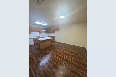 3021 Lawndale Drive, Lancaster, TX 75134 - Photo 6