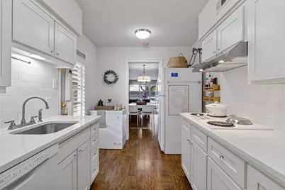 11150 Valleydale Drive #B, Dallas, TX 75230 - Photo 6