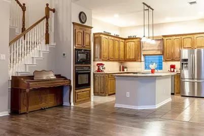 802 Moose Hollow Lane, Euless, TX 76039 - Photo 14