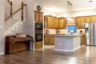 802 Moose Hollow Ln, Euless, TX 76039 - Photo 14