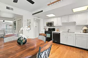 15930 Stillwood St, Dallas, TX 75248 - Photo 6