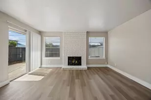 15745 El Estado Dr, Dallas, TX 75248 - Photo 16