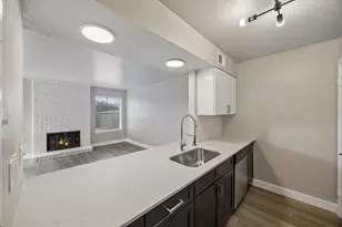 15745 El Estado Dr, Dallas, TX 75248 - Photo 12