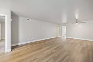 15745 El Estado Dr, Dallas, TX 75248 - Photo 4