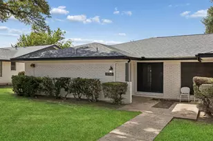 15745 El Estado Dr, Dallas, TX 75248 - Photo 2