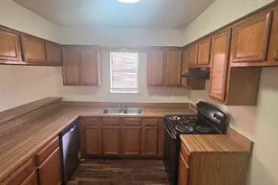 2404 Meadow Ln, Mesquite, TX 75150 - Photo 4
