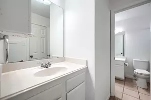 1127 Valley Vista Dr, Irving, TX 75063 - Photo 30