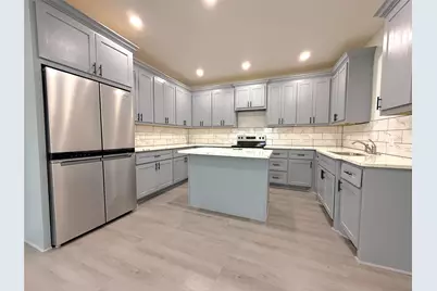 907 Davis Street S, Sulphur Springs, TX 75482 - Photo 8