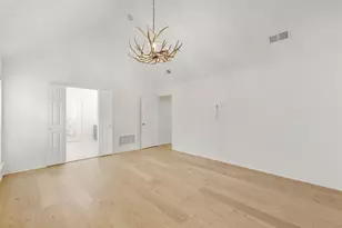 18543 Gibbons Dr, Dallas, TX 75287 - Photo 18