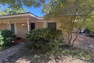 109 Auburn St, Waxahachie, TX 75165 - Photo 1