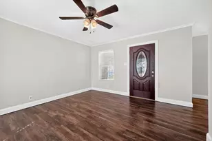 1802 McAdams Ave, Dallas, TX 75224 - Photo 4