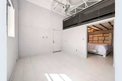 215 N Walton Street #2, Dallas, TX 75226 - Photo 8