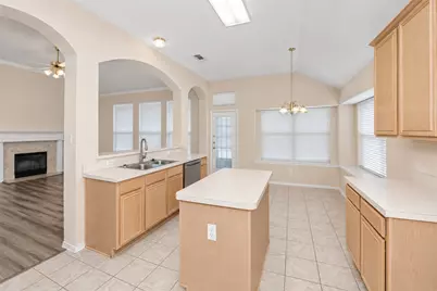 5121 Yaupon Drive, Arlington, TX 76018 - Photo 18