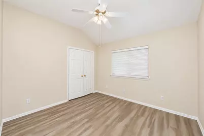 5121 Yaupon Drive, Arlington, TX 76018 - Photo 32