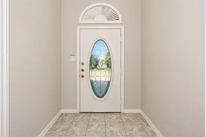 5121 Yaupon Drive, Arlington, TX 76018 - Photo 4