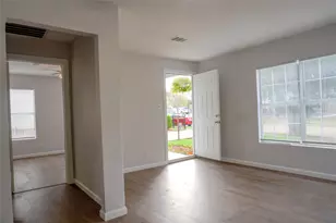 3229 Hardeman St, Fort Worth, TX 76119 - Photo 10