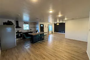 3305 Swan St, Haltom City, TX 76117 - Photo 8