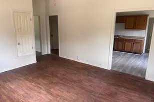 1244 12th St SE, Paris, TX 75460 - Photo 2