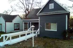 514 E Sears St, Denison, TX 75021 - Photo 1