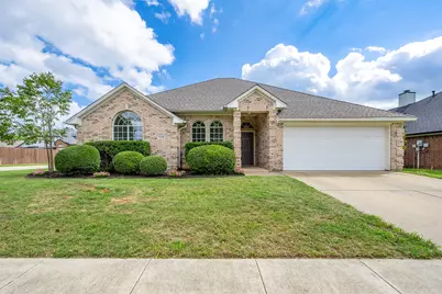7036 Herman Jared Drive, North Richland Hills, TX 76182 - Photo 2